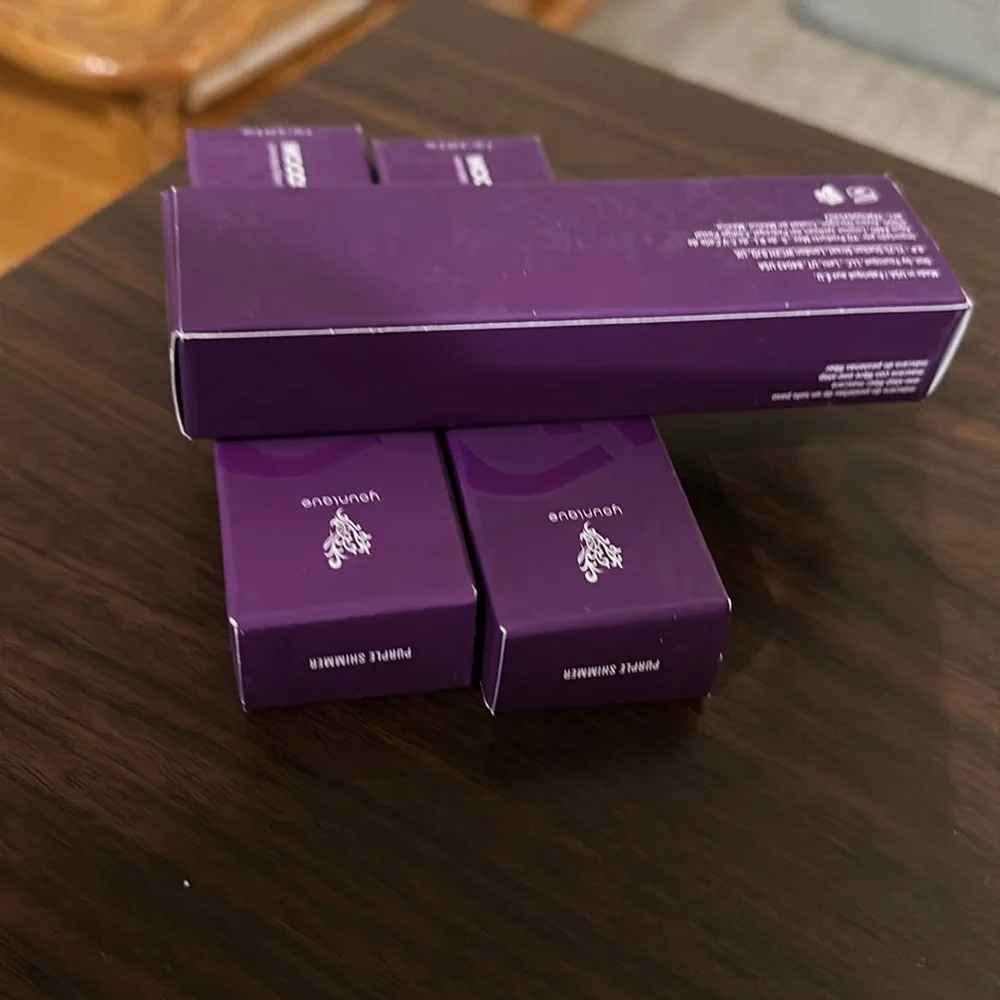 Younique ~ NIB Limited Edition Moodstruck Epic 4D Mascara *Purple Shimmer* - Picture 6 of 6